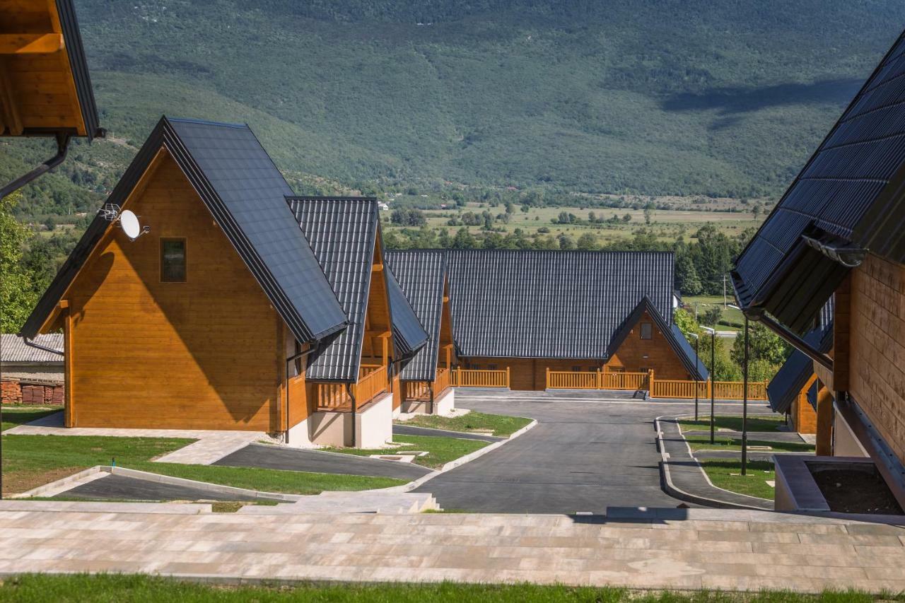 Wooden Houses Macola Otel Korenica Dış mekan fotoğraf