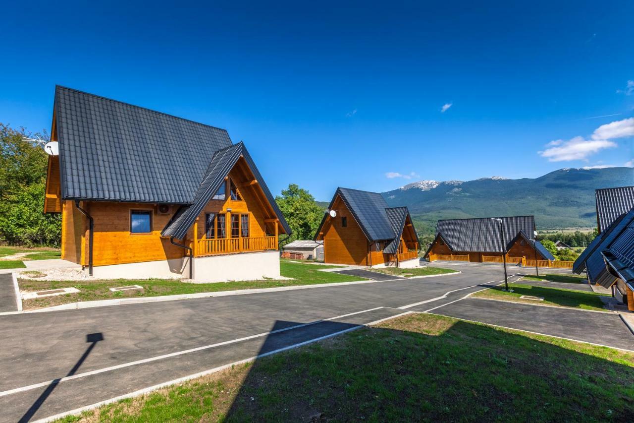 Wooden Houses Macola Otel Korenica Dış mekan fotoğraf